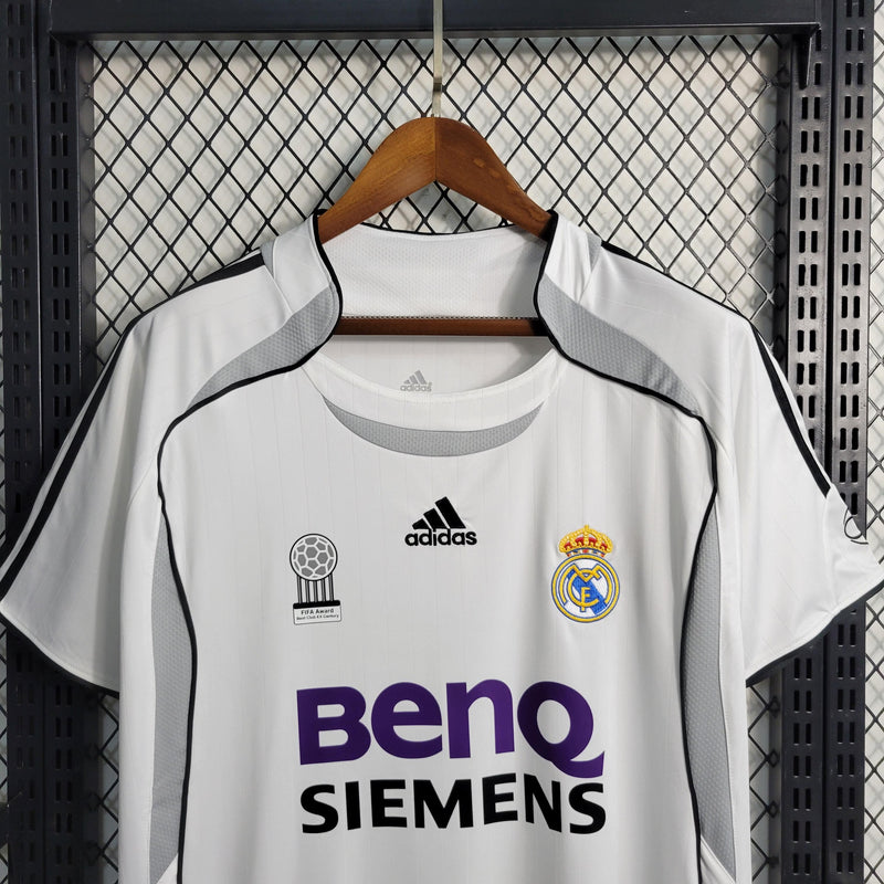 Camiseta Retro Real Madrid 06/07