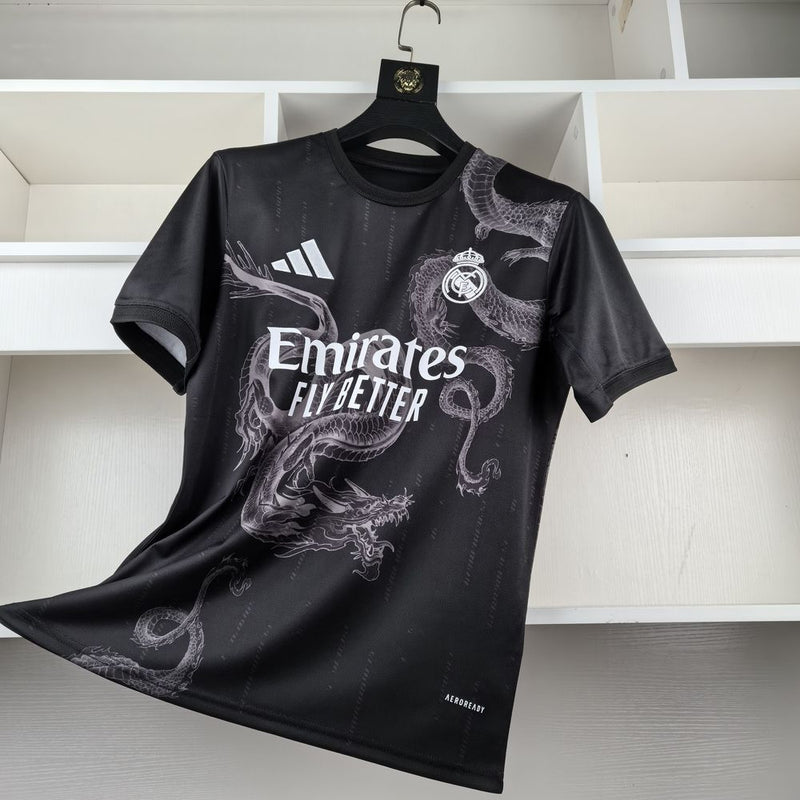 Camiseta Real Madrid ESPECIAL Black Dragon 2024/25 + 5 REGALOS 🎁