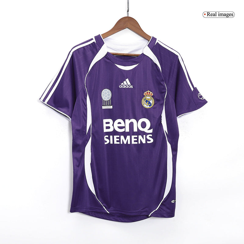 Camiseta Retro Real Madrid Third 2006/07 + 5 REGALOS 🎁